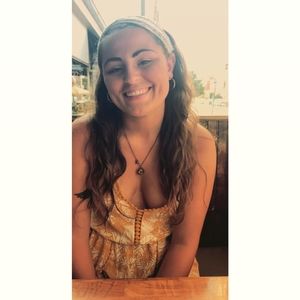 Meet your Posher, Jillian